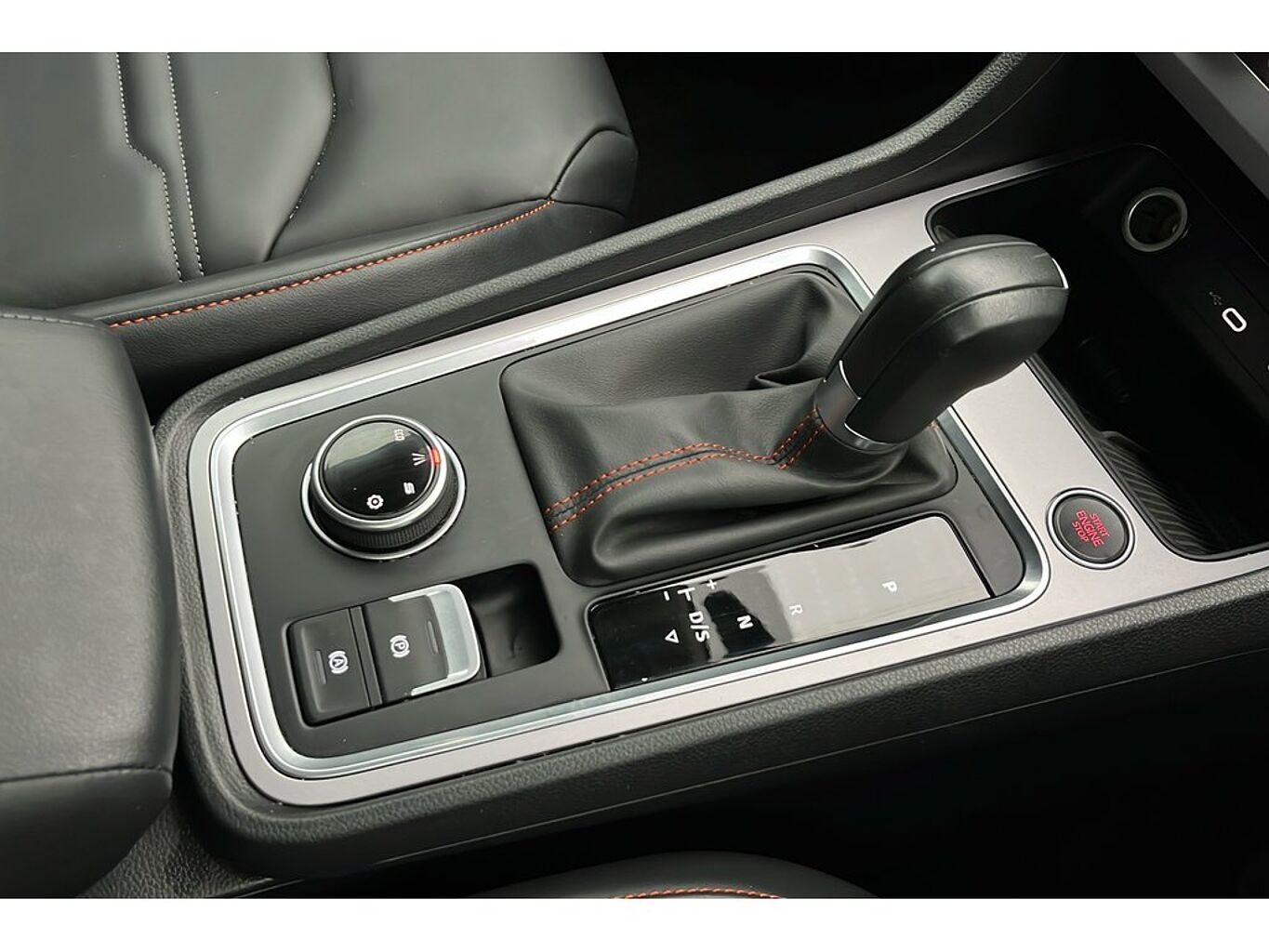 SEAT Ateca FR Black Edition 1.5 EcoTSI Petrol 150 7-speed DSG-auto