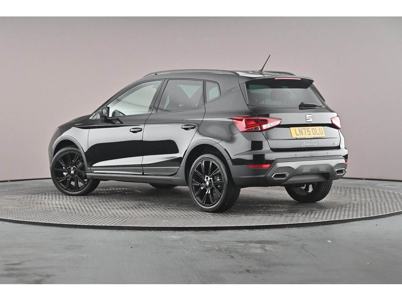 SEAT Arona 1.0 TSI 115 FR Black Edition 5dr