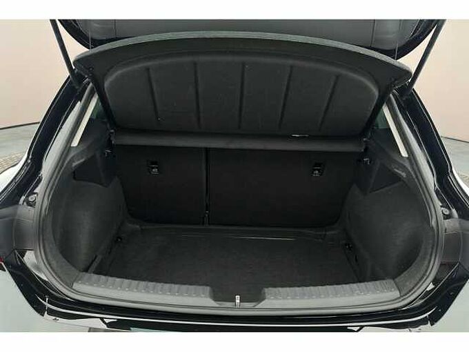 SEAT Leon NF 5dr SE Dynamic 1.0 TSI Petrol 110 6-speed manual