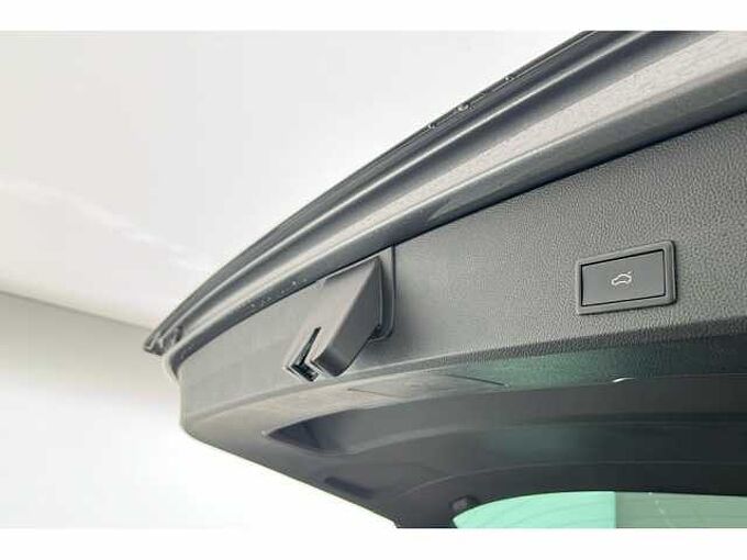 SEAT Ateca FR Black Edition 1.5 EcoTSI Petrol 150 7-speed DSG-auto