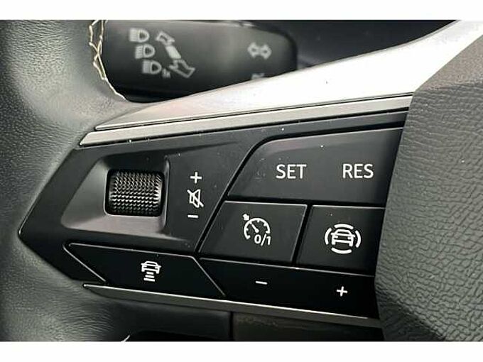 SEAT Ateca XPERIENCE 1.5 EcoTSI Petrol 150 6-speed manual