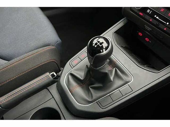 SEAT Ibiza FR Edition 1.0 TSI Petrol 95 5-speed manual