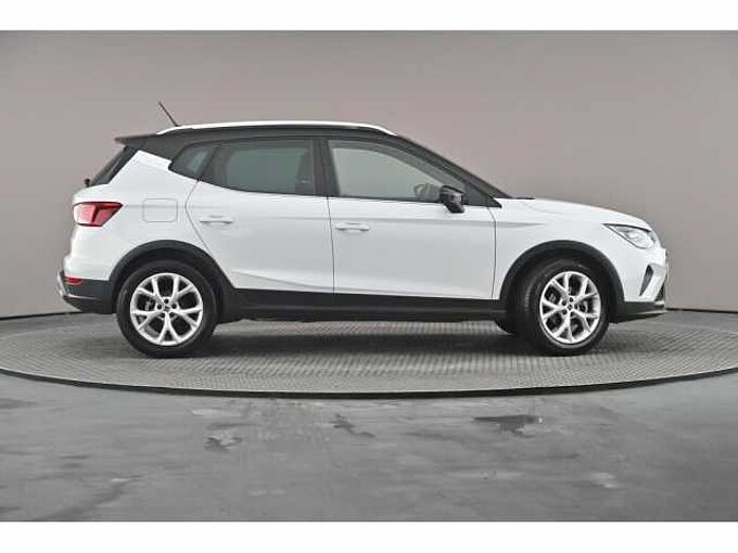 SEAT Arona FR 1.0 TSI Petrol 110 6-speed manual