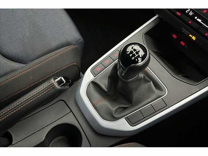SEAT Arona FR 1.0 TSI Petrol 110 6-speed manual