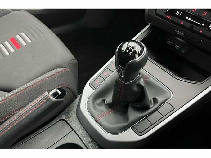 SEAT Arona FR 1.0 TSI Petrol 115 6-speed manual