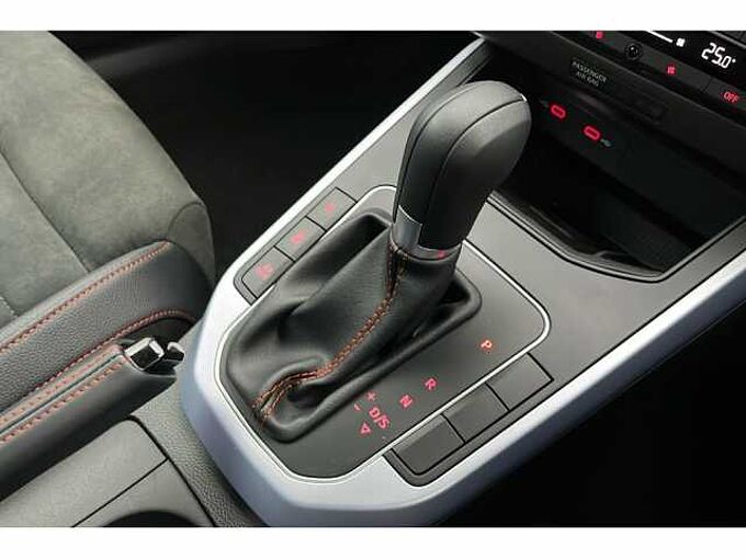 SEAT Arona FR Sport 1.5 TSI EVO Petrol 150 7-speed DSG-auto