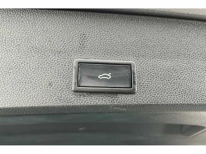 SEAT Ateca 1.5 TSI EVO FR Black Edition 5dr